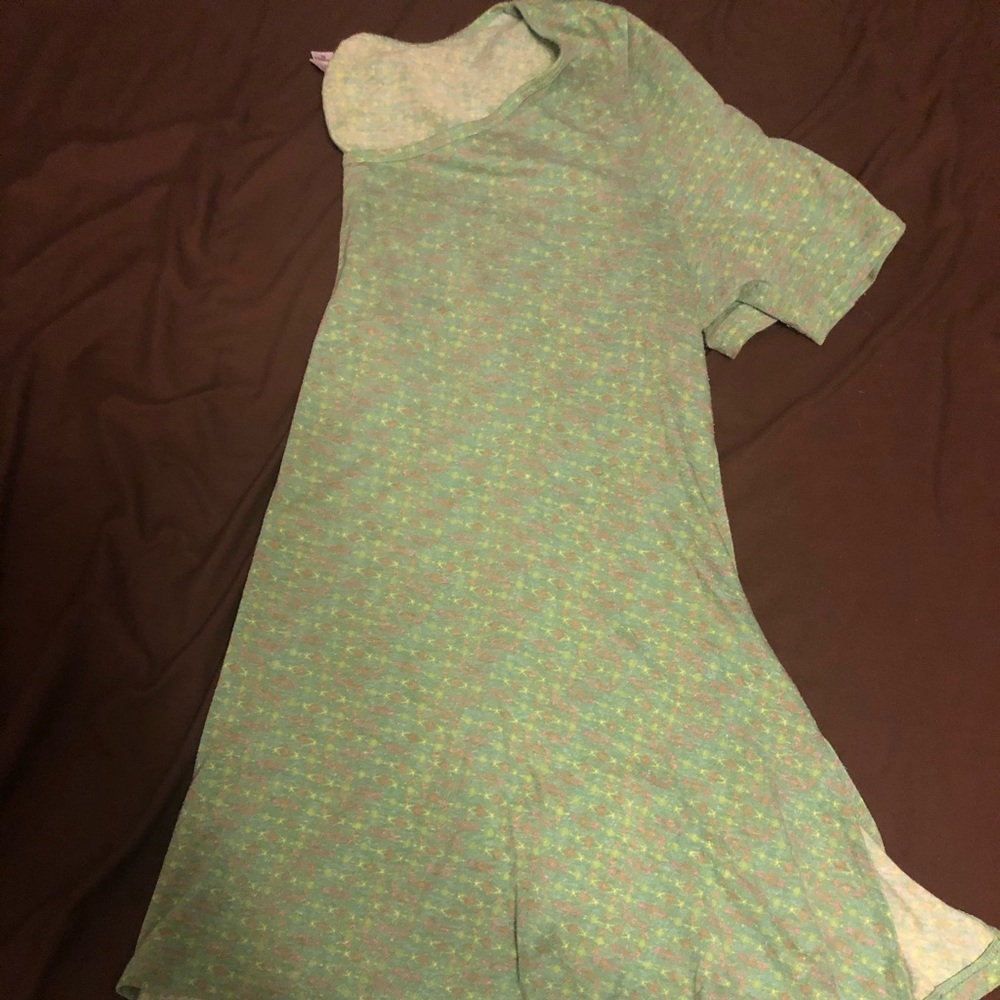 Green patterned perfect T